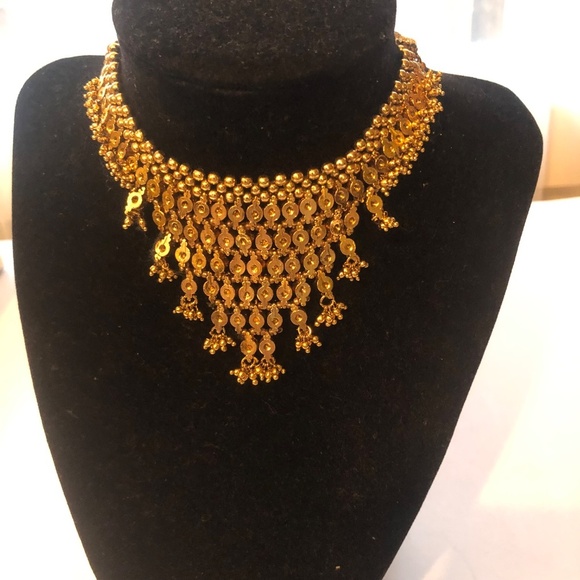 Vintage gold heavy metal mesh choker/ bib necklace with tie-ups- preloved - Picture 9 of 9